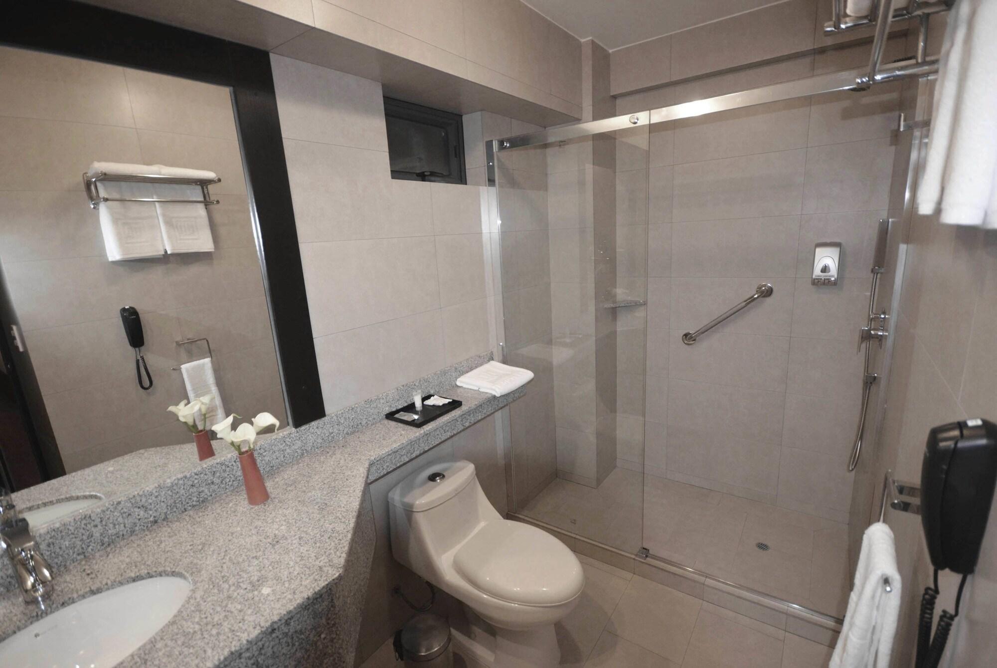 Qp Hotels Trujillo Dış mekan fotoğraf